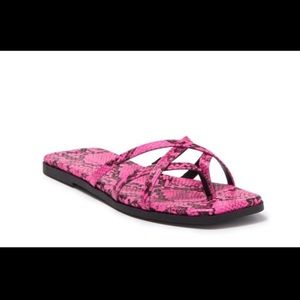 14th & Union Caite Sandal